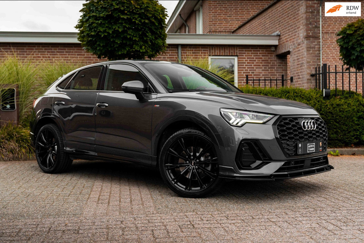 Audi Q3 Sportback 45 TFSI e S Edition 245 PK 3x S-Line SONOS ACC Camera 21'' ABT RSQ3