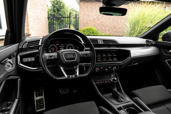 Audi Q3 Sportback 45 TFSI e S Edition 245 PK 3x S-Line SONOS ACC Camera 21'' ABT RSQ3
