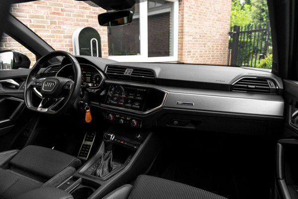 Audi Q3 Sportback 45 TFSI e S Edition 245 PK 3x S-Line SONOS ACC Camera 21'' ABT RSQ3