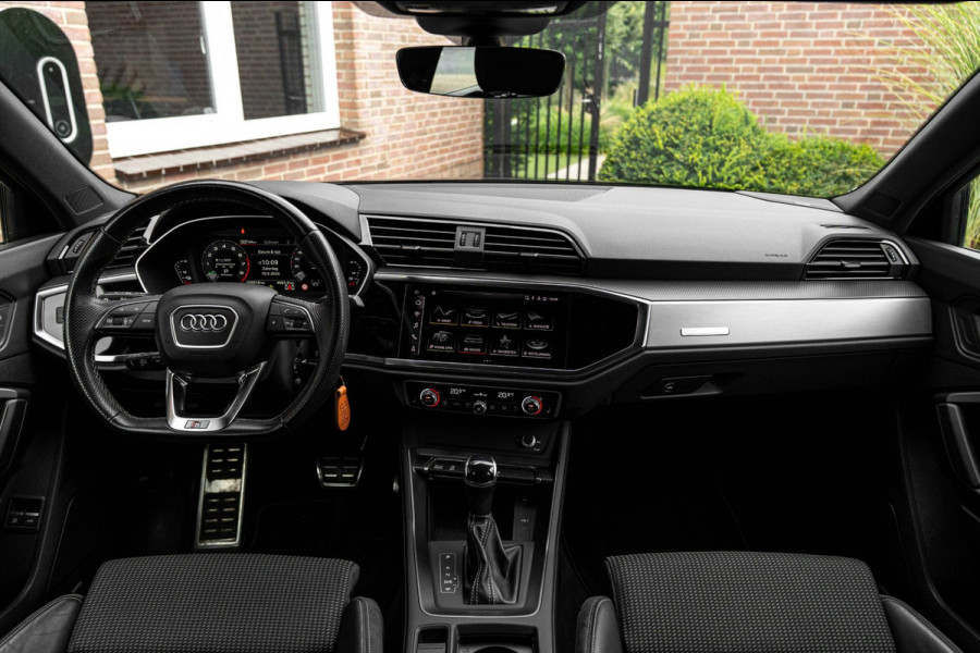 Audi Q3 Sportback 45 TFSI e S Edition 245 PK 3x S-Line SONOS ACC Camera 21'' ABT RSQ3