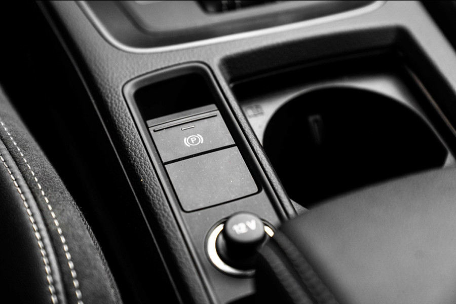 Audi Q3 Sportback 45 TFSI e S Edition 245 PK 3x S-Line SONOS ACC Camera 21'' ABT RSQ3