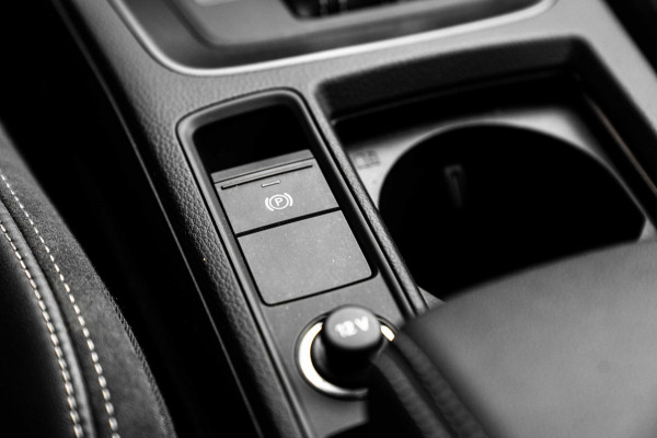 Audi Q3 Sportback 45 TFSI e S Edition 245 PK 3x S-Line SONOS ACC Camera 21'' ABT RSQ3