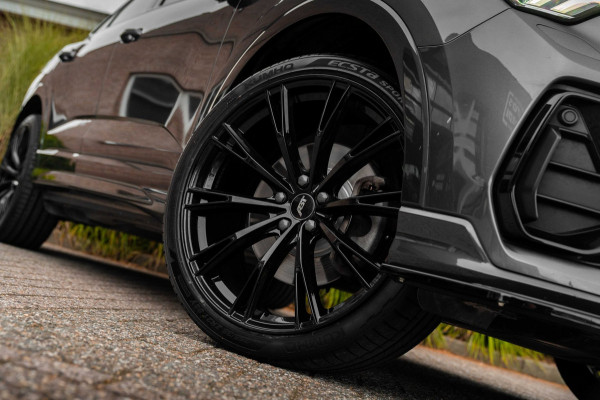 Audi Q3 Sportback 45 TFSI e S Edition 245 PK 3x S-Line SONOS ACC Camera 21'' ABT RSQ3
