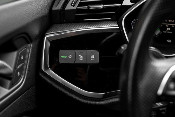 Audi Q3 Sportback 45 TFSI e S Edition 245 PK 3x S-Line SONOS ACC Camera 21'' ABT RSQ3