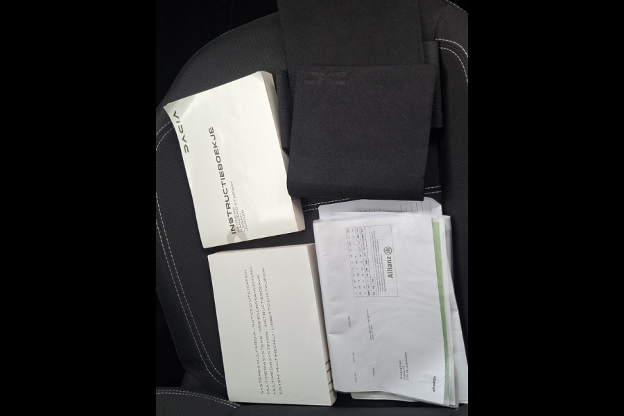 Dacia Jogger 7-Pers 1.0 TCe 100 ECO-G Carplay Airco Cruise 1Eig 7-Persoons!