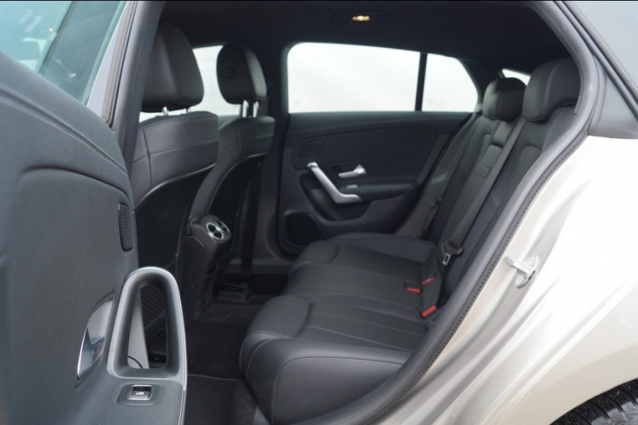 Mercedes-Benz CLA-Klasse Shooting Brake 200 163pk Business Solution Pro -LEER-