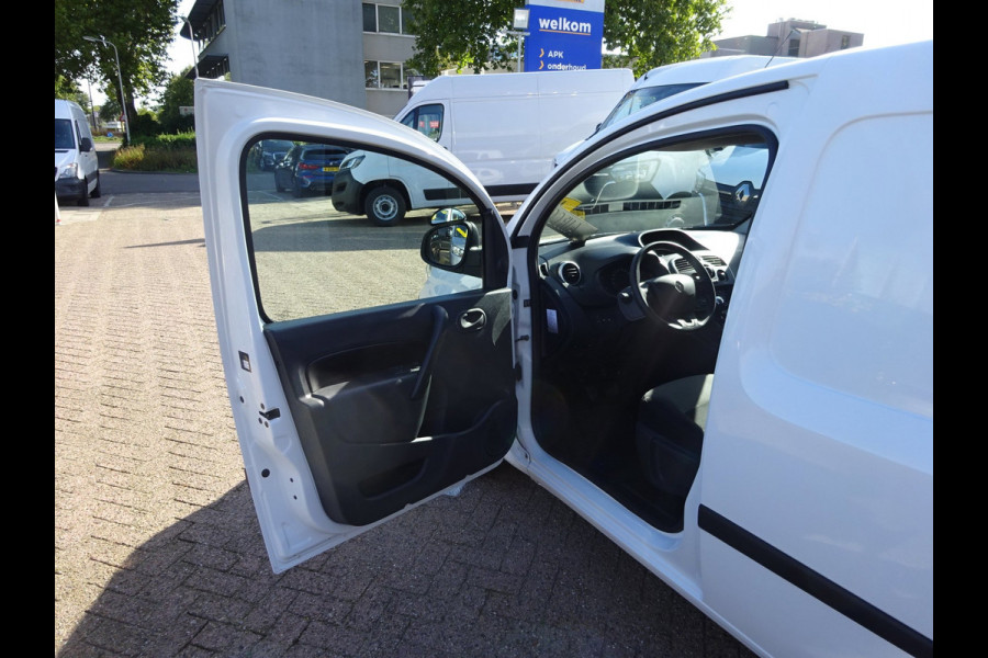 Renault Kangoo 1.5 Blue dCi 80 AIRCO NAVIGATIE CRUISE CONTROL SCHUIFDEUR