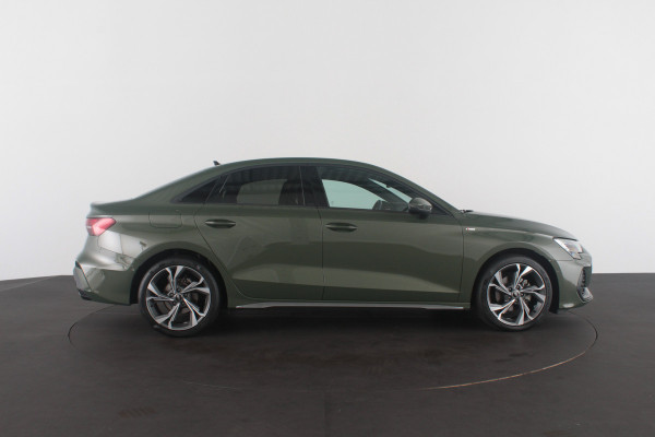 Audi A3 Limousine 30TFSI MHEV S line Sport Edition > District Green/Leer/Full S line/18inch/ACC...