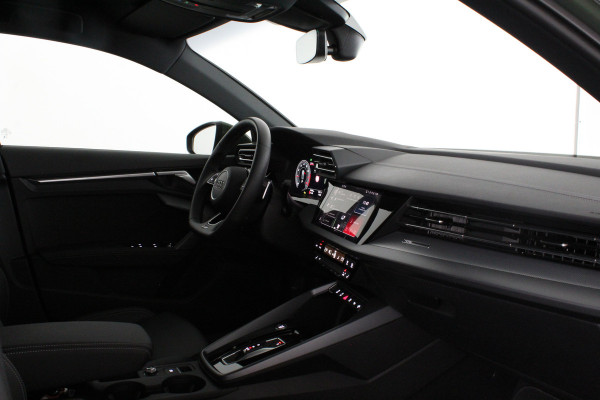Audi A3 Limousine 30TFSI MHEV S line Sport Edition > District Green/Leer/Full S line/18inch/ACC...
