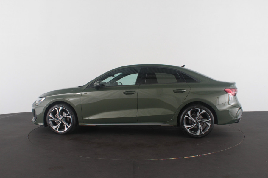 Audi A3 Limousine 30TFSI MHEV S line Sport Edition > District Green/Leer/Full S line/18inch/ACC...