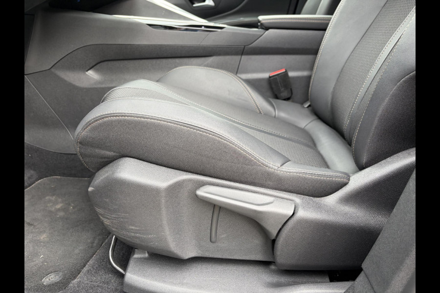 Peugeot 5008 GT HYBRID VAN:33.900,- VOOR:29.877,- UW HERFSTVOORDEEL: 4.023,- | 7 PER. | ADAPT. CRUISE CONTROL | RIJKLAARPRIJS INCL. 12 MND BOVAG GARANTIE|