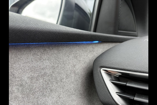 Peugeot 5008 GT HYBRID VAN:33.900,- VOOR:29.877,- UW HERFSTVOORDEEL: 4.023,- | 7 PER. | ADAPT. CRUISE CONTROL | RIJKLAARPRIJS INCL. 12 MND BOVAG GARANTIE|