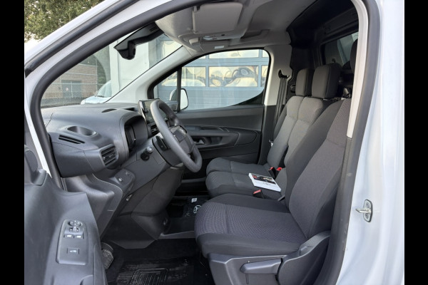 Toyota PROACE CITY Electric 50 kWh Long | 3-pers | Camera | Carplay