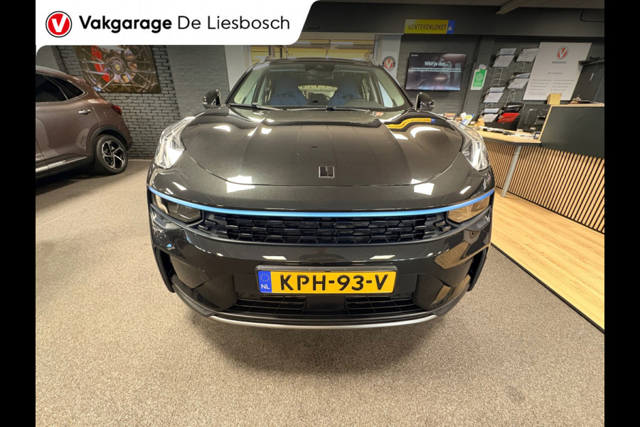 Lynk & Co 01 1.5 / pano / navi / camera / Infinity / memory / elec klep / Apple Android carplay