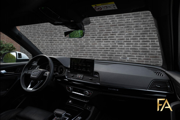 Audi Q5 Sportback 55 TFSI e S edition Competition Ruitleder|21Inch|Sfeer|B&O