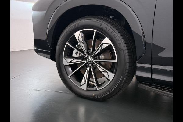 MG MG HS PHEV 1.5 Luxury VAN: € 39.900- VOOR: € 33.330,- UW HERFSTVOORDEEL: € 6.470| ,-PLUG-IN HYBRIDE | 272 PK | NIEUWE AUTO | >1.000 KM TOTAAL BEREIK | 1E REGISTRATIE 03-2026 | 360° CAMERA | ELEKTRISCHE ACHTERKLEP | 7 JAAR MG GARANTIE T/M 2033 | APPLE CARPLAY | ANDROID AUTO | STOELVERWARMING | FULL LED | ELEKTRISCHE STOELEN