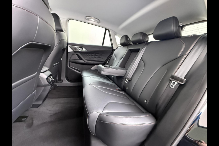 MG MG HS PHEV 1.5 Luxury VAN: € 39.900- VOOR: € 33.330,- UW HERFSTVOORDEEL: € 6.470| ,-PLUG-IN HYBRIDE | 272 PK | NIEUWE AUTO | >1.000 KM TOTAAL BEREIK | 1E REGISTRATIE 03-2026 | 360° CAMERA | ELEKTRISCHE ACHTERKLEP | 7 JAAR MG GARANTIE T/M 2033 | APPLE CARPLAY | ANDROID AUTO | STOELVERWARMING | FULL LED | ELEKTRISCHE STOELEN