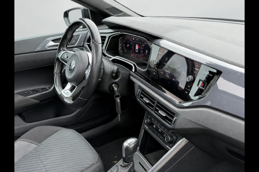 Volkswagen Polo 1.0 TSI 110 pk AUTOMAAT Highline Business R, panoramadak, zwarte hemel, VOL OPTIES, digitaal cockpit, camera
