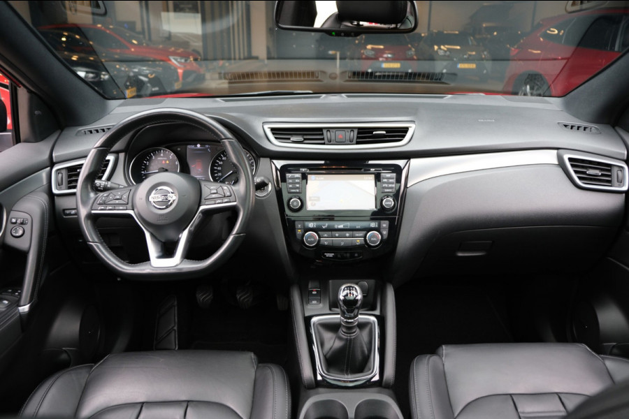 Nissan QASHQAI 1.3 DIG-T Tekna + |PANORAMADAK| Leder/Bose/19" LMV/AFN. Trekhaak