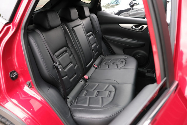 Nissan QASHQAI 1.3 DIG-T Tekna + |PANORAMADAK| Leder/Bose/19" LMV/AFN. Trekhaak