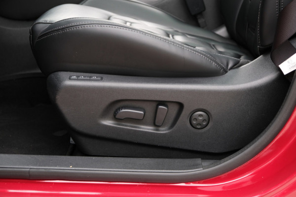 Nissan QASHQAI 1.3 DIG-T Tekna + |PANORAMADAK| Leder/Bose/19" LMV/AFN. Trekhaak