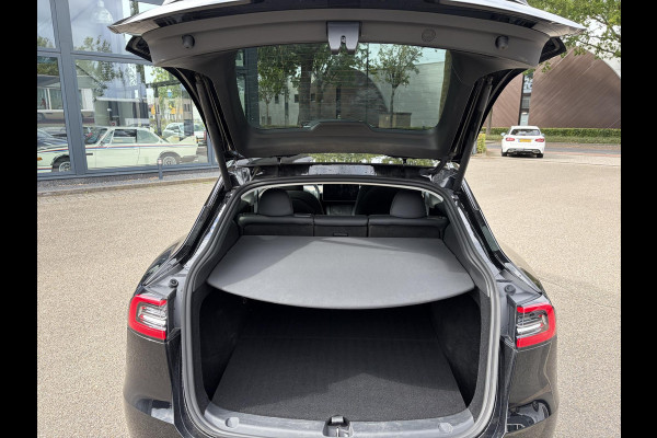 Tesla Model Y Performance AWD 75 kWh VAN 41.900:,- VOOR:39.877,- UW HERFSTVOORDEEL: 2.023,- | SOH 92% RIJKLAAR GELEVERD | TESLA FABRIEKSGARANTIE TOT 5-2027 OF 80.000 | TESLA GARANTIE ACCU + AANDRIJFLIJN T/M 05-2031/ 192.000KM|