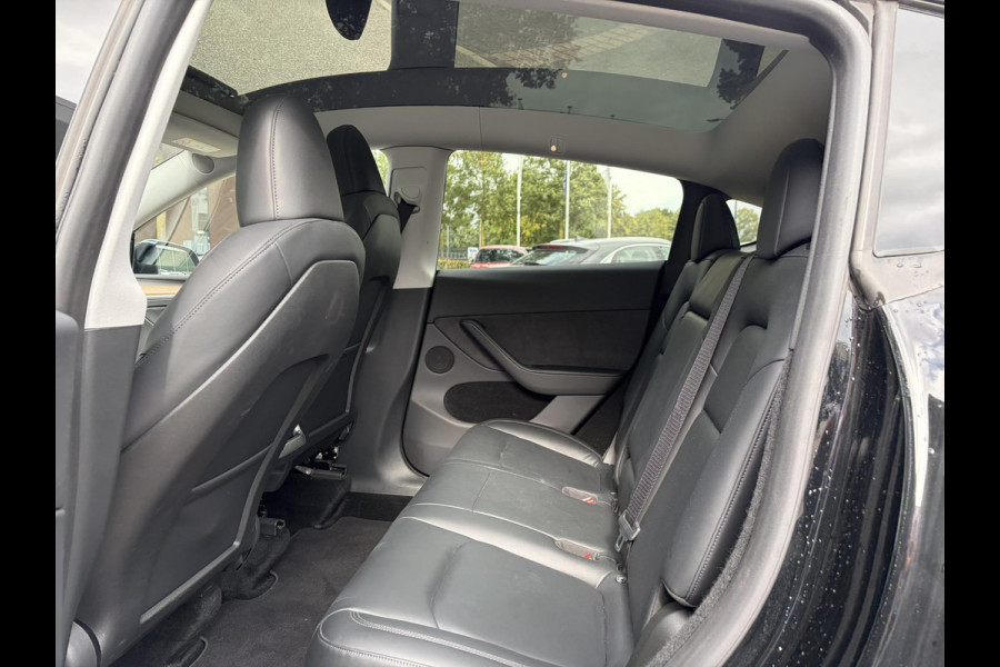 Tesla Model Y Performance AWD 75 kWh VAN 41.900:,- VOOR:39.877,- UW HERFSTVOORDEEL: 2.023,- | SOH 92% RIJKLAAR GELEVERD | TESLA FABRIEKSGARANTIE TOT 5-2027 OF 80.000 | TESLA GARANTIE ACCU + AANDRIJFLIJN T/M 05-2031/ 192.000KM|