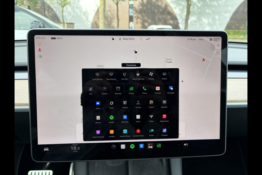 Tesla Model Y Performance AWD 75 kWh VAN 41.900:,- VOOR:39.877,- UW HERFSTVOORDEEL: 2.023,- | SOH 92% RIJKLAAR GELEVERD | TESLA FABRIEKSGARANTIE TOT 5-2027 OF 80.000 | TESLA GARANTIE ACCU + AANDRIJFLIJN T/M 05-2031/ 192.000KM|