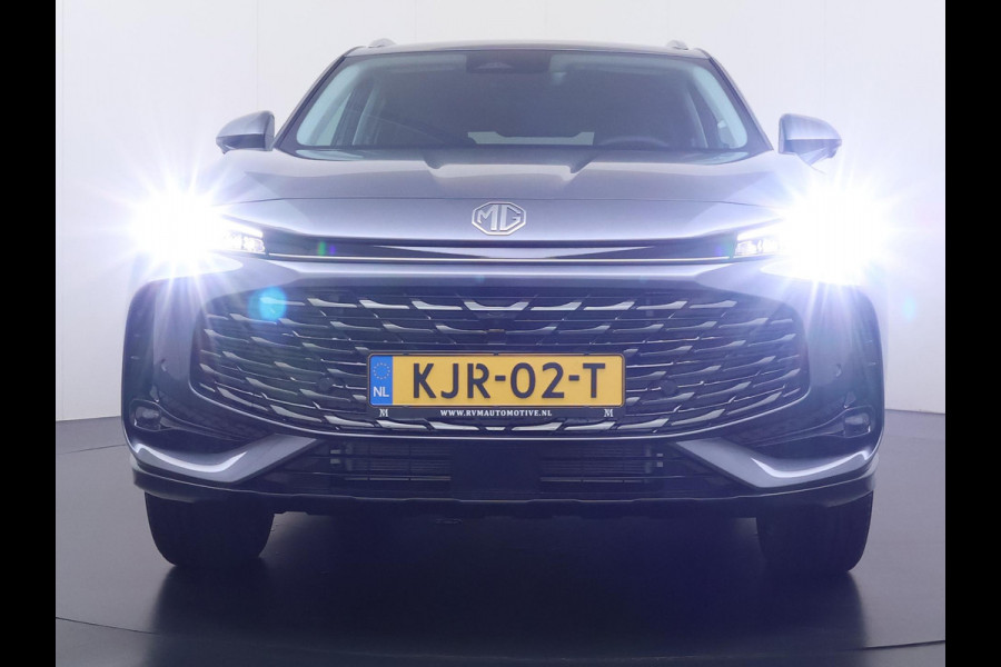 MG MG HS PHEV 1.5 Luxury VAN: € 39.900- VOOR: € 33.330,- UW HERFSTVOORDEEL: € 6.470| PLUG-IN HYBRIDE | 272 PK | NIEUWE AUTO | >1.000 KM TOTAAL BEREIK | 1E REGISTRATIE 03-2026 | 360° CAMERA | ELEKTRISCHE ACHTERKLEP | 7 JAAR MG GARANTIE T/M 2033 | APPLE CARPLAY | ANDROID AUTO | S