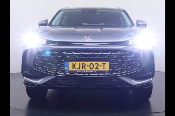 MG MG HS PHEV 1.5 Luxury VAN: € 39.900- VOOR: € 33.330,- UW HERFSTVOORDEEL: € 6.470| PLUG-IN HYBRIDE | 272 PK | NIEUWE AUTO | >1.000 KM TOTAAL BEREIK | 1E REGISTRATIE 03-2026 | 360° CAMERA | ELEKTRISCHE ACHTERKLEP | 7 JAAR MG GARANTIE T/M 2033 | APPLE CARPLAY | ANDROID AUTO | S