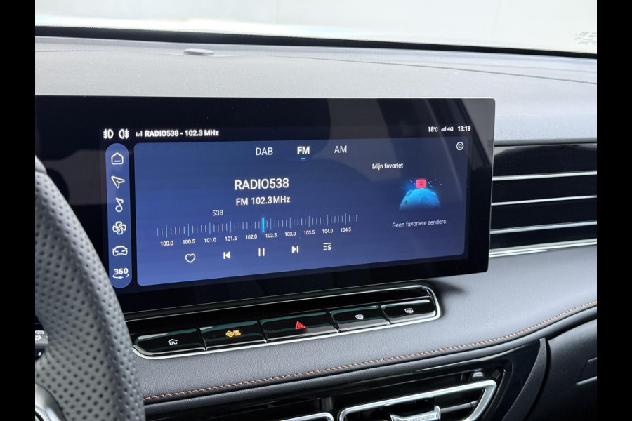 MG MG HS PHEV 1.5 Luxury VAN: € 39.900- VOOR: € 33.330,- UW HERFSTVOORDEEL: € 6.470| PLUG-IN HYBRIDE | 272 PK | NIEUWE AUTO | >1.000 KM TOTAAL BEREIK | 1E REGISTRATIE 03-2026 | 360° CAMERA | ELEKTRISCHE ACHTERKLEP | 7 JAAR MG GARANTIE T/M 2033 | APPLE CARPLAY | ANDROID AUTO | S