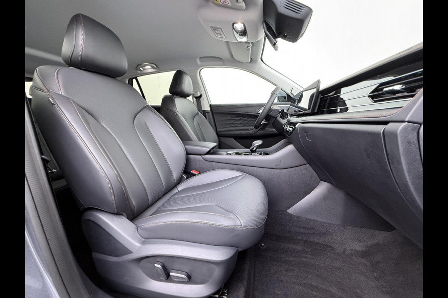 MG MG HS PHEV 1.5 Luxury VAN: € 39.900- VOOR: € 33.330,- UW HERFSTVOORDEEL: € 6.470| PLUG-IN HYBRIDE | 272 PK | NIEUWE AUTO | >1.000 KM TOTAAL BEREIK | 1E REGISTRATIE 03-2026 | 360° CAMERA | ELEKTRISCHE ACHTERKLEP | 7 JAAR MG GARANTIE T/M 2033 | APPLE CARPLAY | ANDROID AUTO | S