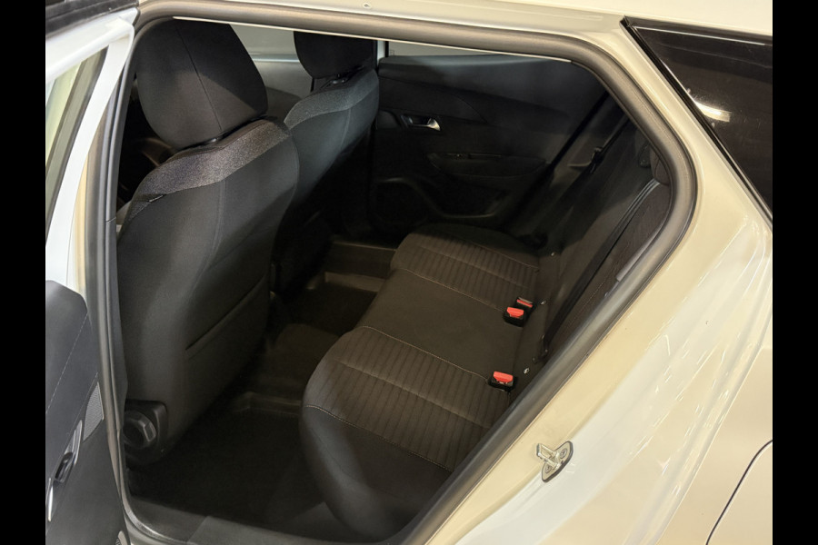 Peugeot 2008 1.2 PureTech Allure | Camera | Carplay | Stoelverwarming