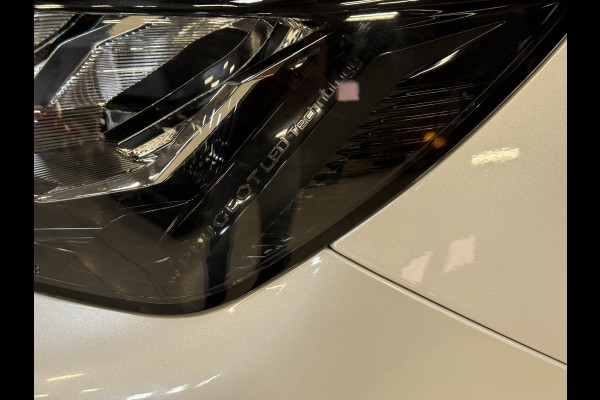 Peugeot 2008 1.2 PureTech Allure | Camera | Carplay | Stoelverwarming