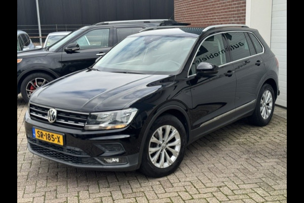 Volkswagen Tiguan 1.4 TSI ACT Business-Trekhaak-DealerOnderHouden-Leder-Carplay-Camera-Stoelverwarming-Climate-Cruise-NAP