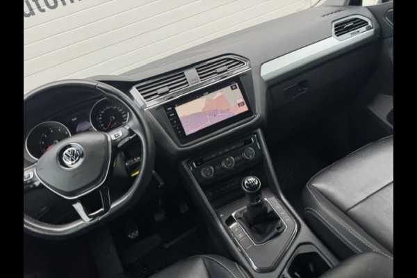 Volkswagen Tiguan 1.4 TSI ACT Business-Trekhaak-DealerOnderHouden-Leder-Carplay-Camera-Stoelverwarming-Climate-Cruise-NAP