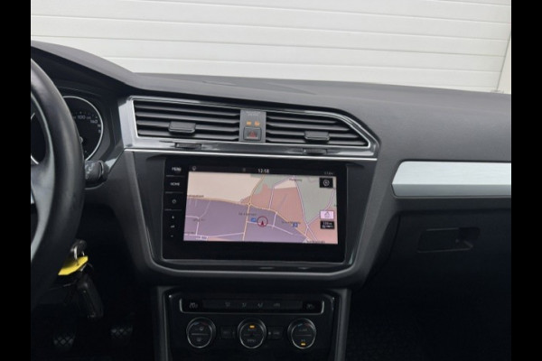 Volkswagen Tiguan 1.4 TSI ACT Business-Trekhaak-DealerOnderHouden-Leder-Carplay-Camera-Stoelverwarming-Climate-Cruise-NAP