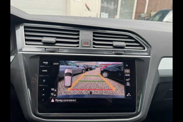 Volkswagen Tiguan 1.4 TSI ACT Business-Trekhaak-DealerOnderHouden-Leder-Carplay-Camera-Stoelverwarming-Climate-Cruise-NAP