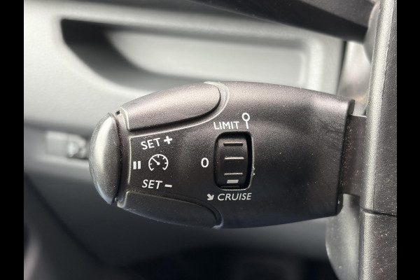 Citroën Jumpy 1.6 BlueHDI 95 M*HAAK*A/C*CRUISE*PDC*NAVI*3-PERS*