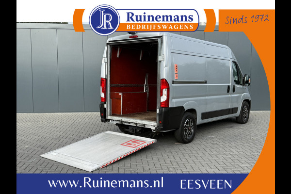 Fiat Ducato 2.3 MultiJet 161 PK AUTOMAAT / L2H2 / DHOLLANDIA LAADKLEP / AFNEEMBARE 3 TONS TREKHAAK / CAMERA / CRUISE / ECC