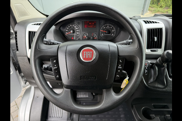 Fiat Ducato 2.3 MultiJet 161 PK AUTOMAAT / L2H2 / DHOLLANDIA LAADKLEP / AFNEEMBARE 3 TONS TREKHAAK / CAMERA / CRUISE / ECC