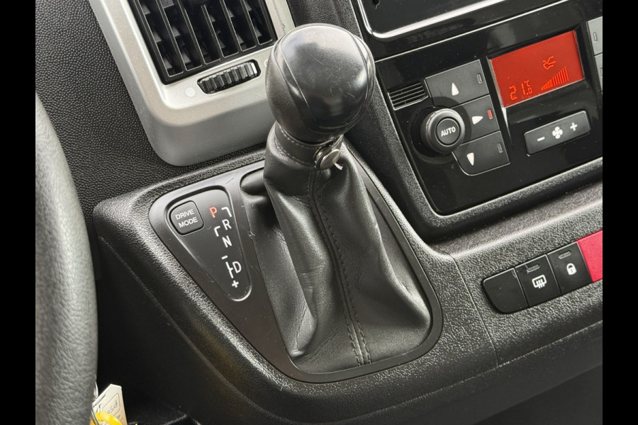 Fiat Ducato 2.3 MultiJet 161 PK AUTOMAAT / L2H2 / DHOLLANDIA LAADKLEP / AFNEEMBARE 3 TONS TREKHAAK / CAMERA / CRUISE / ECC