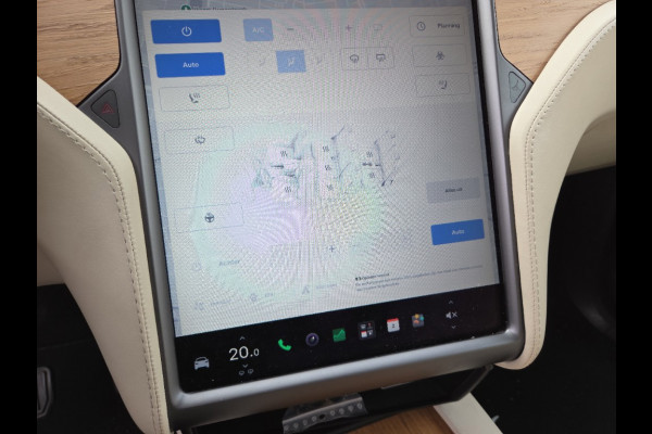 Tesla Model X 75D Base 7p.