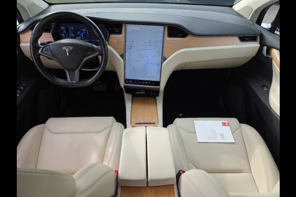 Tesla Model X 75D Base 7p.