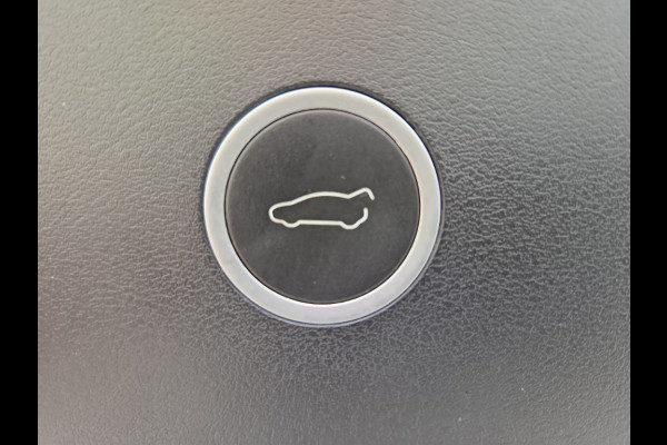 Tesla Model X 75D Base 7p.