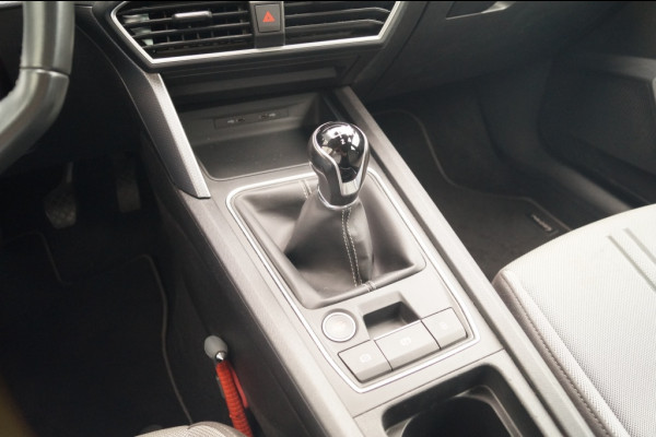 Seat Leon ST 1.0 TSI 110pk Style Business Intense -LED-ECC-CAM-