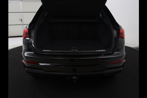 Audi Q3 35 TFSI S Line Pro Line S | Cruise control | Trekhaak | Stoelverwarming | Climate Control | Park assist | Navigatie | Bluetooth | Full LED | Elektrische achterklep