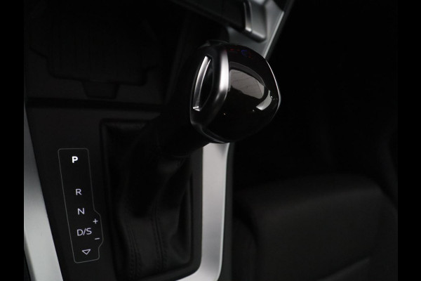 Audi Q3 35 TFSI S Line Pro Line S | Cruise control | Trekhaak | Stoelverwarming | Climate Control | Park assist | Navigatie | Bluetooth | Full LED | Elektrische achterklep