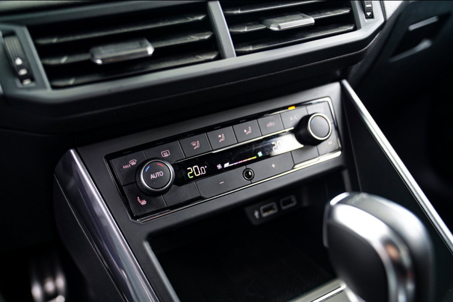 Volkswagen Polo 2.0 TSI GTI | LED | Stoelverwarming | Achteruitrijcamera | Apple Carplay | Climatronic | 200PK | NAP