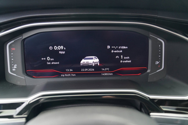 Volkswagen Polo 2.0 TSI GTI | LED | Stoelverwarming | Achteruitrijcamera | Apple Carplay | Climatronic | 200PK | NAP